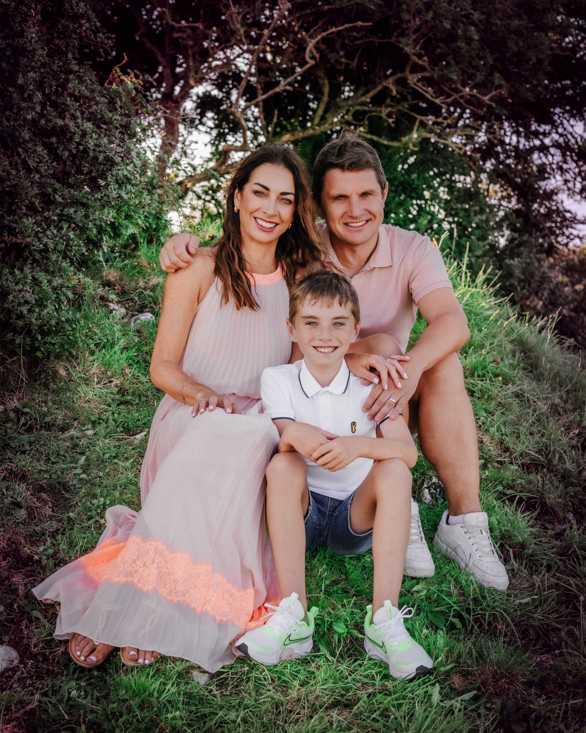 King John’s Castle family photoshoot, Thomond Bridge family photography, River Shannon family photos Limerick, Limerick Milk Market photoshoot, Georgian Quarter Limerick photography, People’s Park Limerick family photos, University of Limerick family photography, Clare Glens family photoshoot, Ballyhoura family photography, Lough Gur family photos, Curraghgour riverside family photography, Urban family photography Limerick, Lifestyle family photoshoot Limerick, City centre family photography Limerick